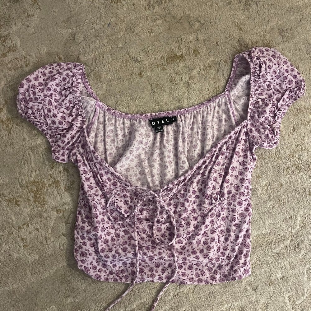 Lilac Floral Print Crop Short Sleeve Top Size M